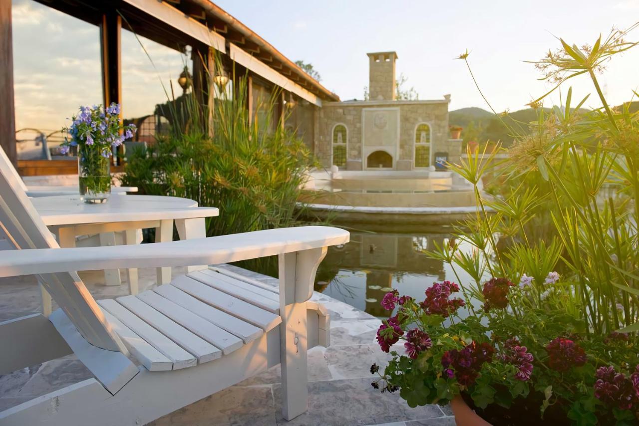 Hotel Manici Kasri Küçükkuyu Exterior foto
